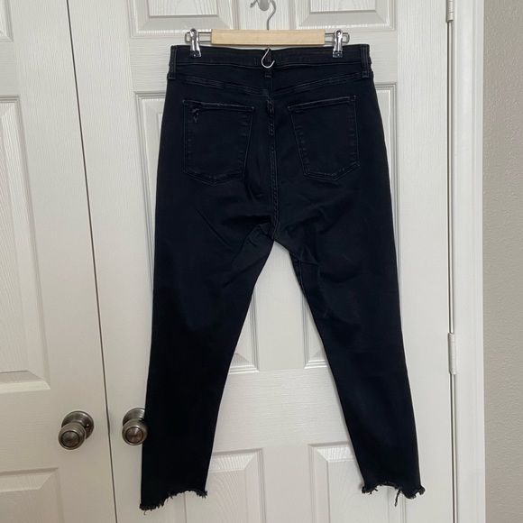 Abercrombie & Fitch The Super Skinny Ankle High Rise Black Ripped Jeans Size 32 - Picture 9 of 12